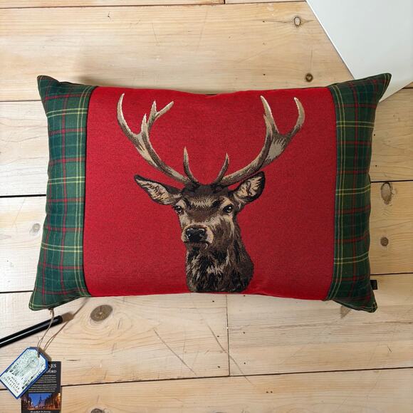 Hines of Oxford NWT Stag Red Buck Tapestry Velvet Feather Pillow Red Green 12x19 - Picture 1 of 6